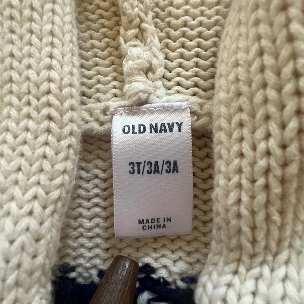 Old Navy Toddler Girls Fair Isle Knit Hooded Poncho Sweater Toggle Cream‎ 3T